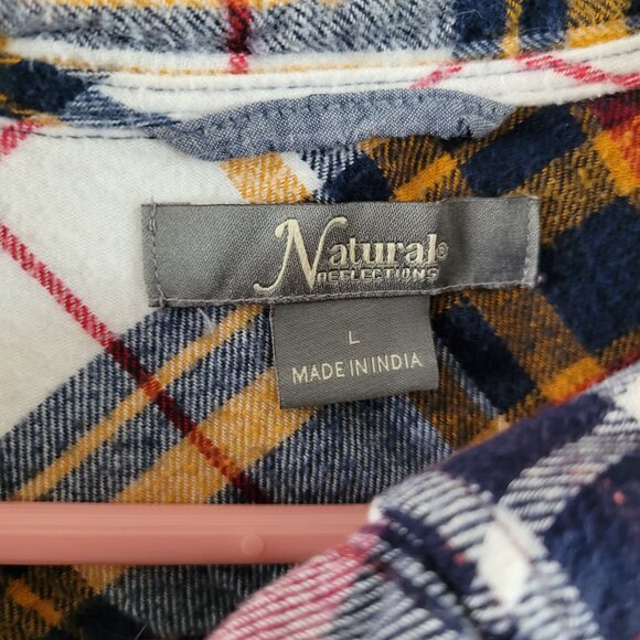 Bundle of 2 Plaid/Flannel | Women's Size Small | Adam Levine & Naturals - Picture 4 of 6